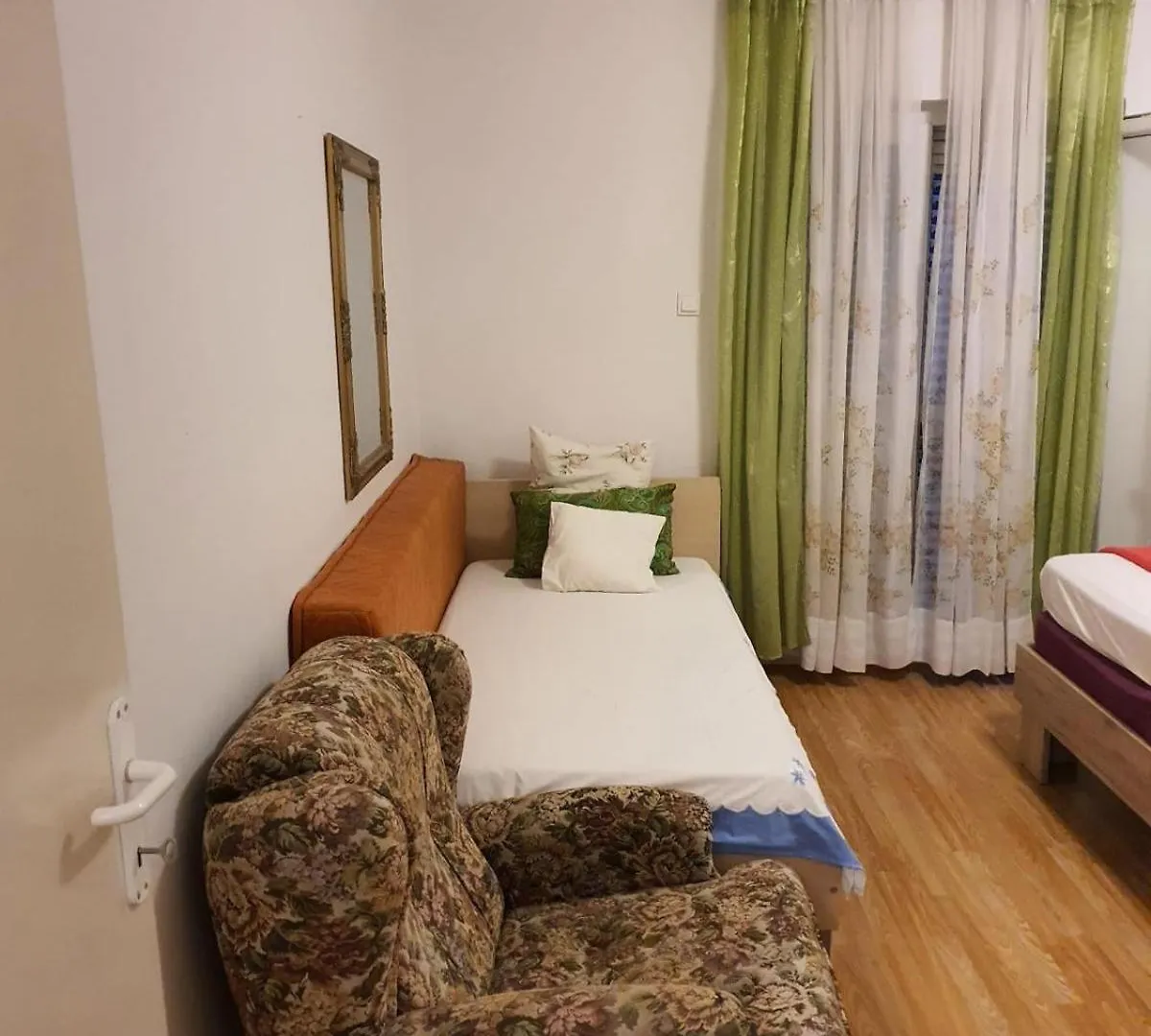 شقة Apartmani Hereditas زادار
