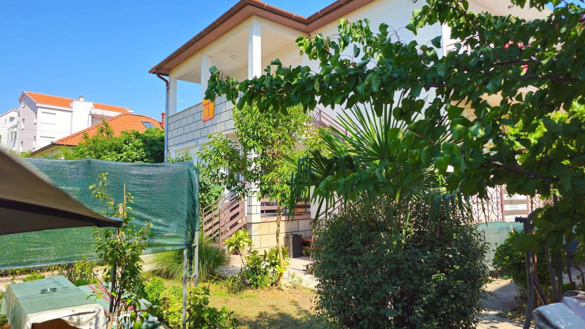 Apartmani Hereditas زادار شقة