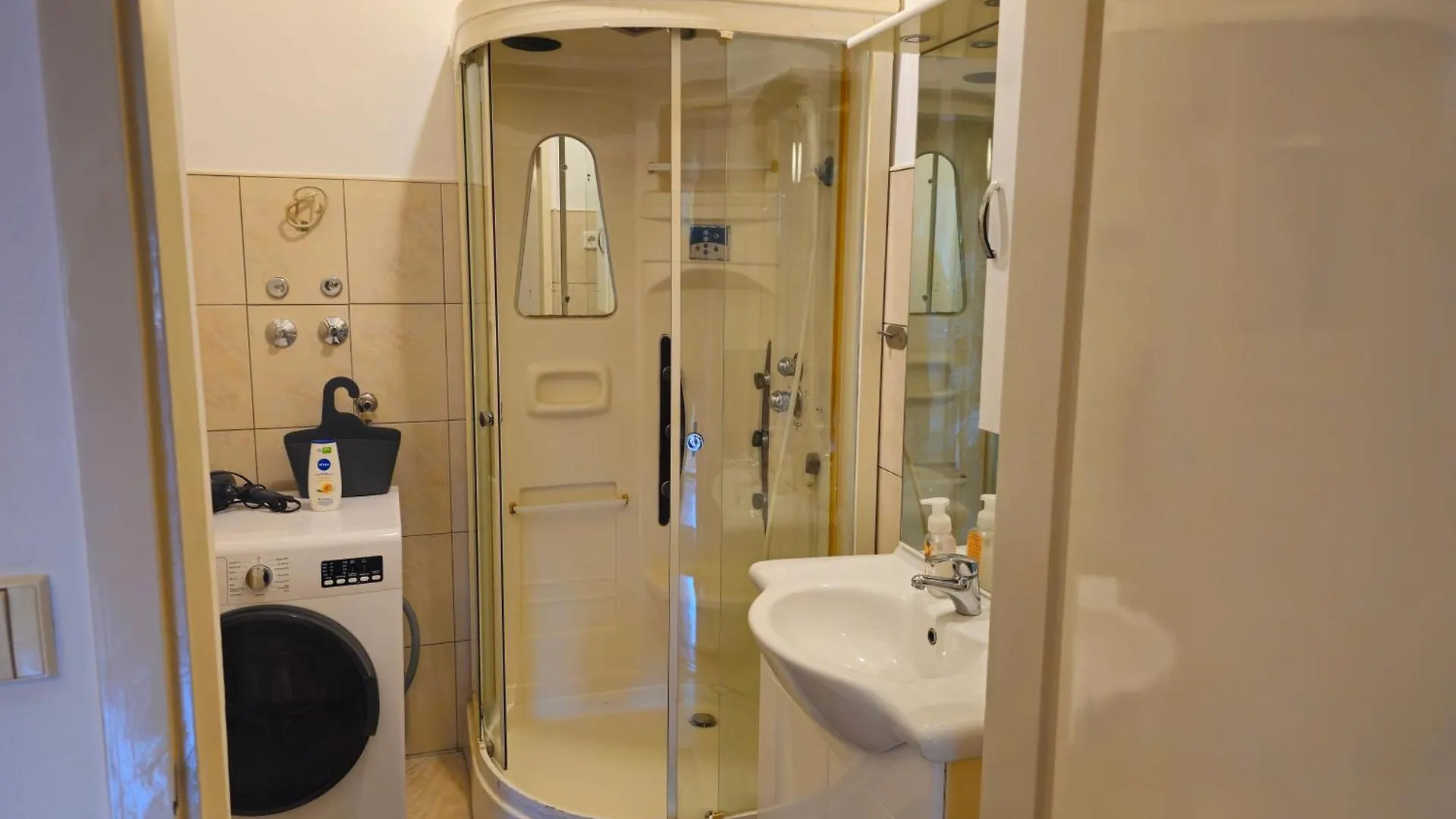 Apartmani Hereditas زادار 0*,  كرواتيا